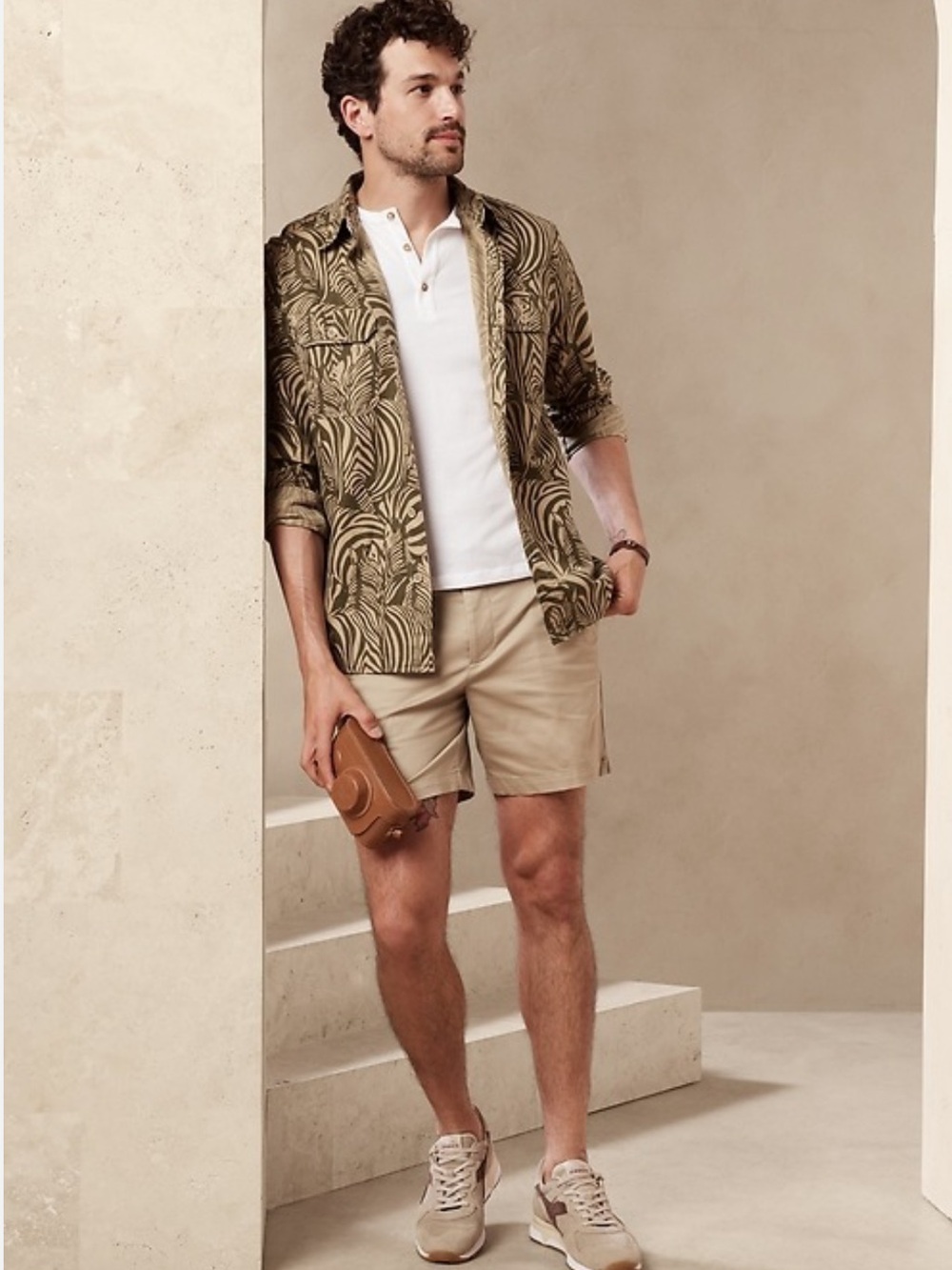 NWT Banana Republic Linen Shirt in Taupe and Black